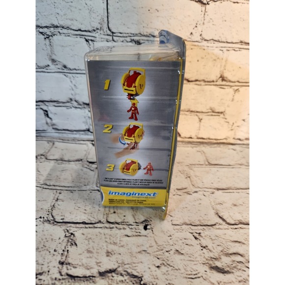 Fisher Price Imaginext DC Super Friends Head Shifters Flash & Speed Force Cycle - Picture 3 of 5